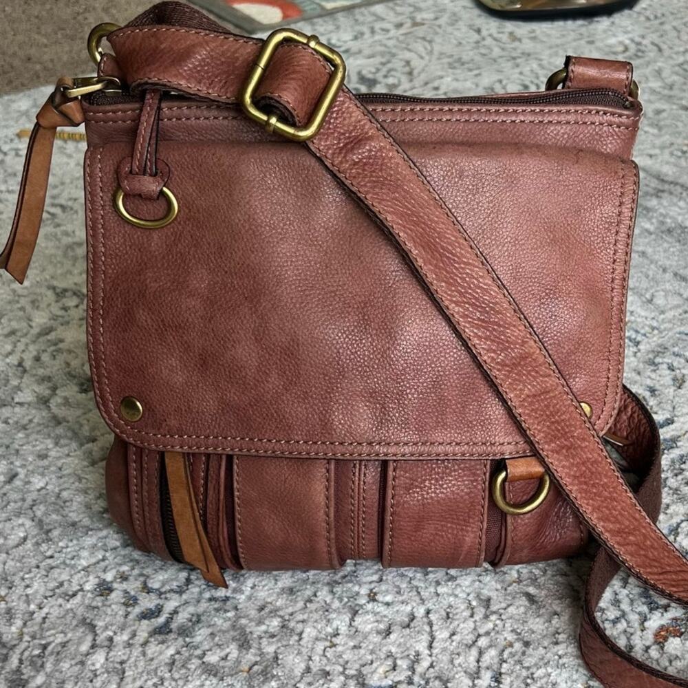 Fossil Morgan Traveler Crossbody Brown Distressed Leather Saddle Bag - Picture 2 of 16